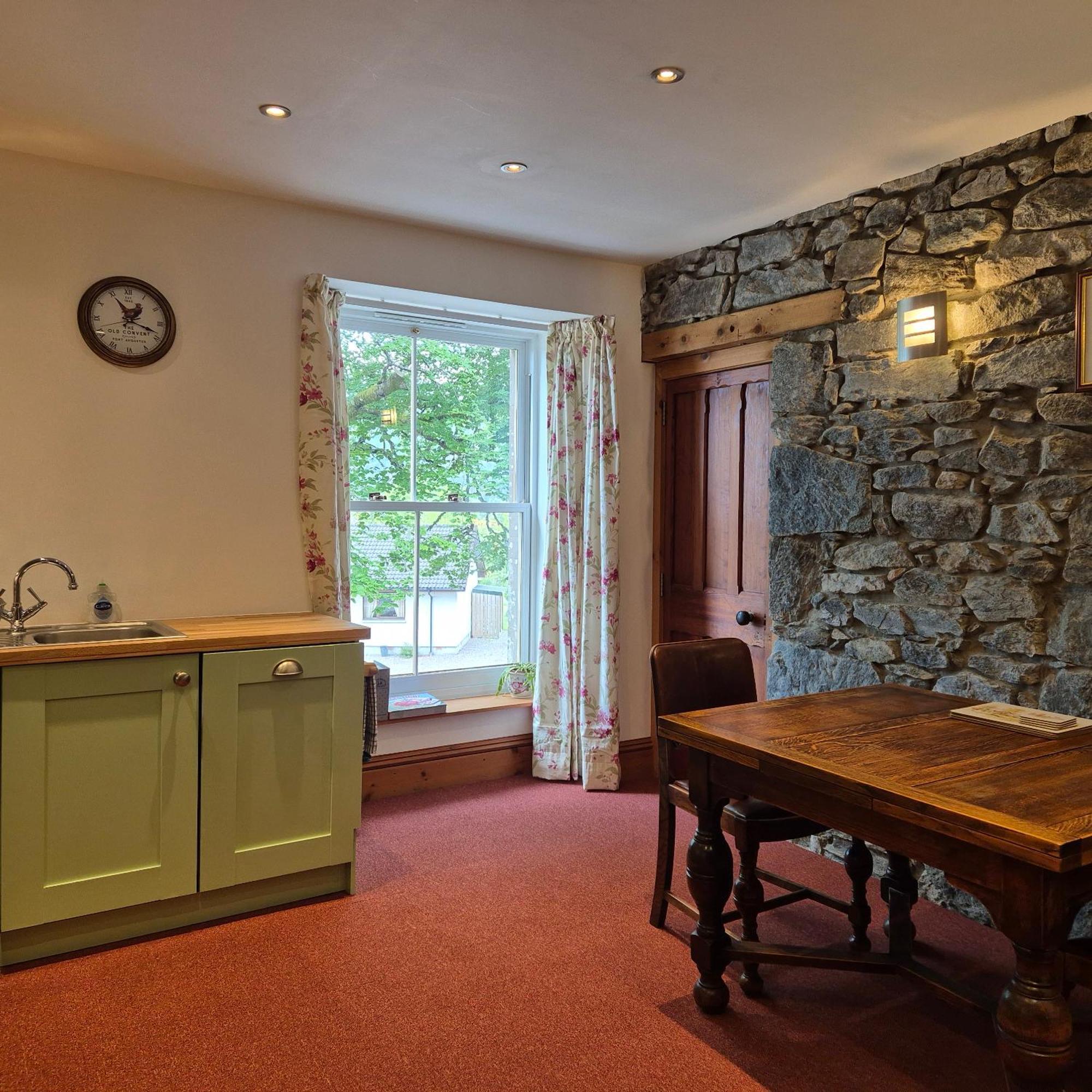 The Old Convent Holiday Apartments Fort Augustus Luaran gambar